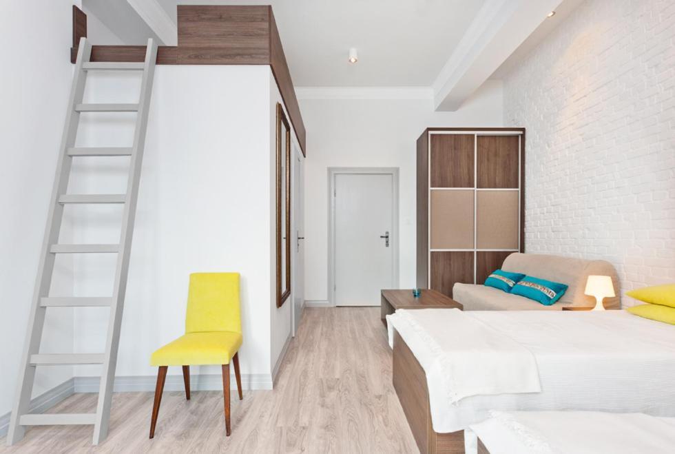 Moho S Hostel